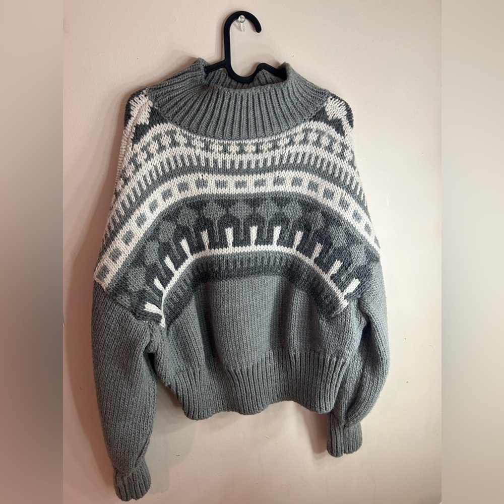 THICK  Sweatshirt, woven feel, loose turtle neck